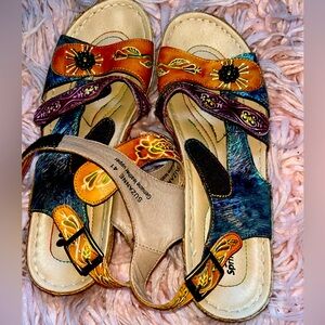 L’Artiste by Spring Step Patterned Bohemian Sandals